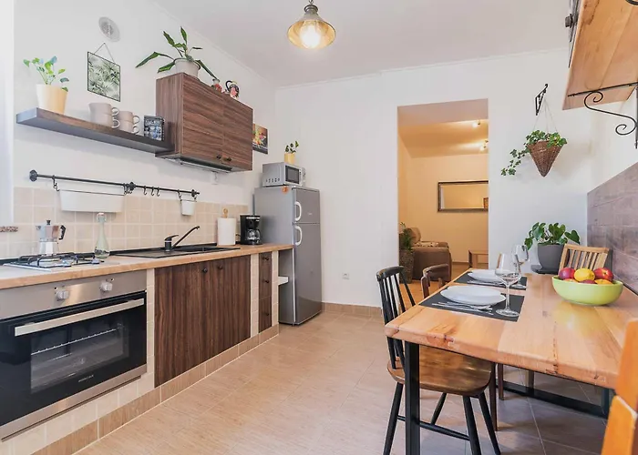 Porta Aurea Sunny شقة