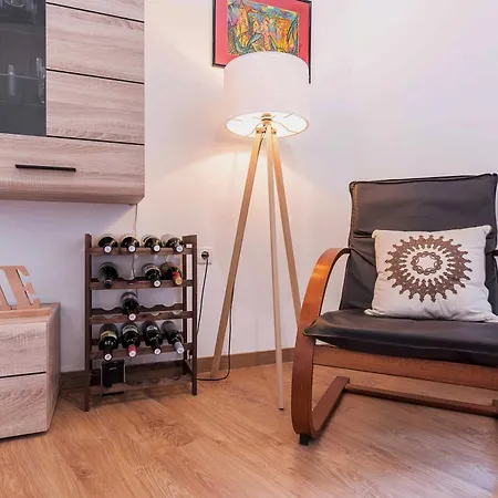 Porta Aurea Sunny 公寓